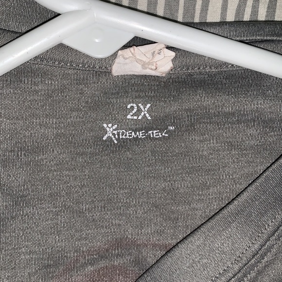 Graphic tee - Picture 3 of 3